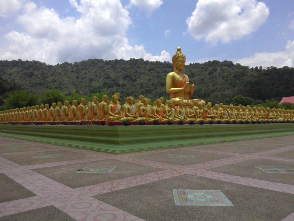 Phuttha Utthayan Makha Bucha Anusorn景点图片