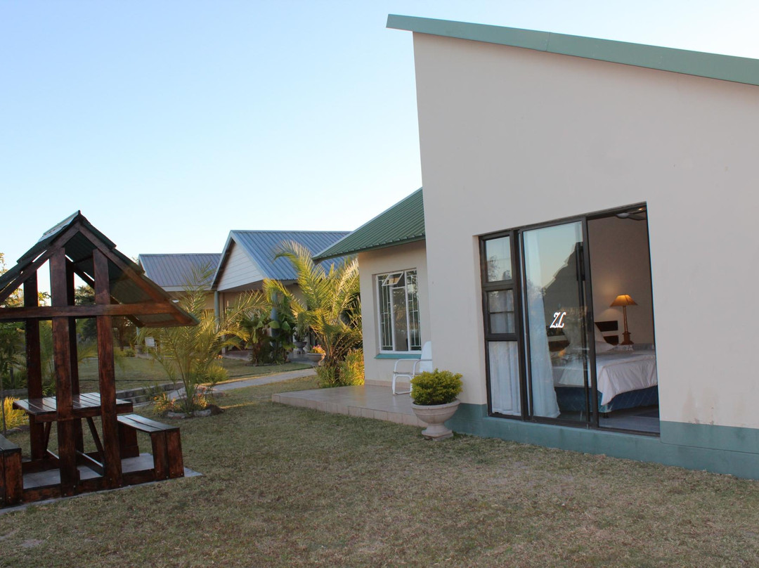 Zovu Elephant Lodge