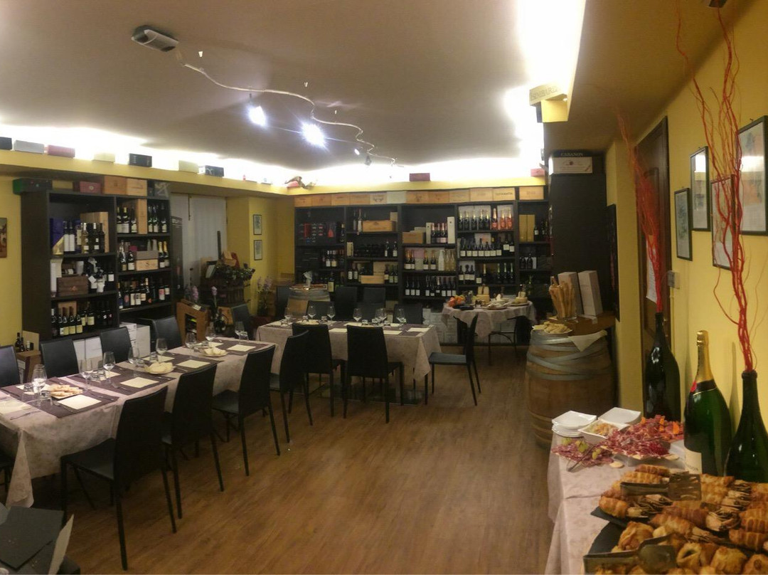 Casatisma餐馆和美食-Il Pane Di Rosa