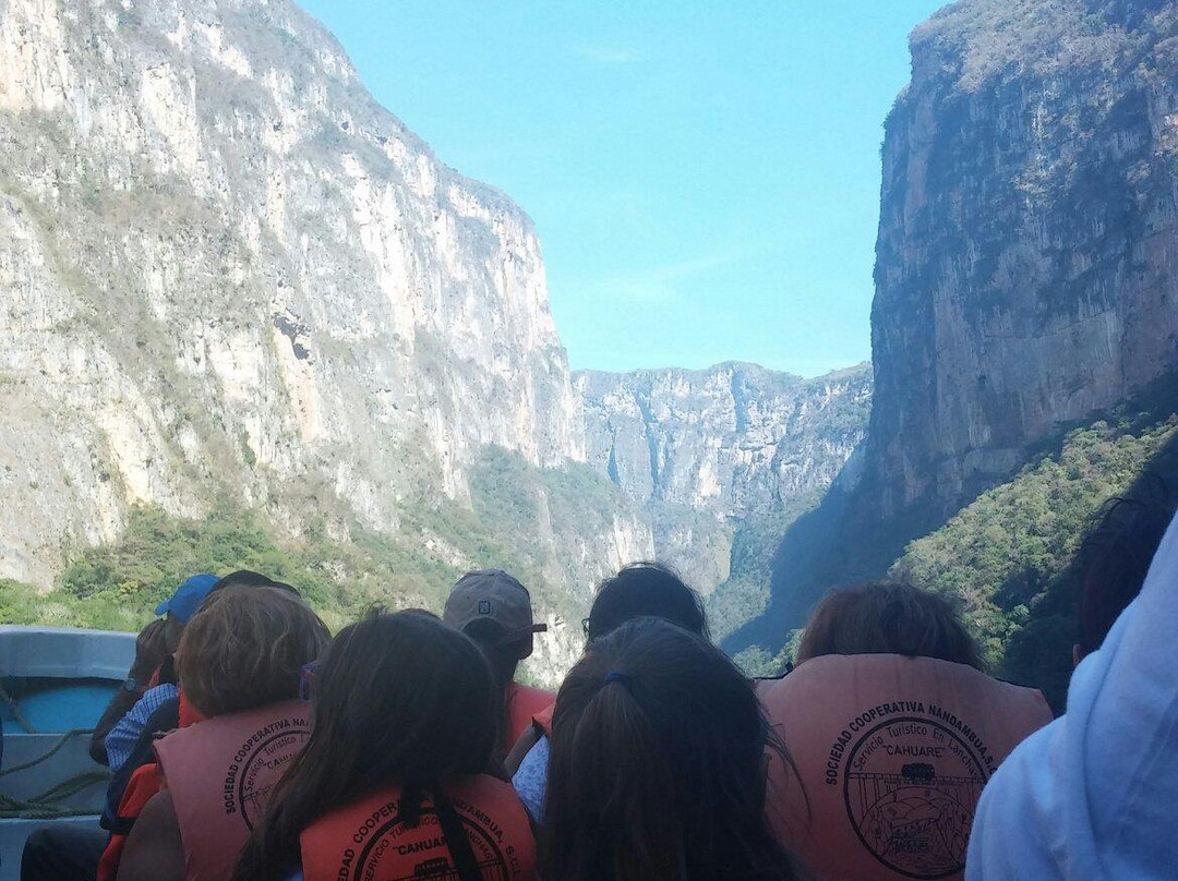 Mirador Manos Que Imploran景点图片