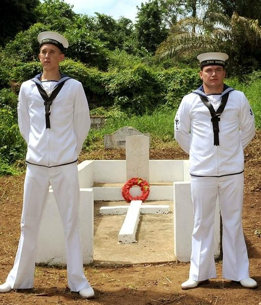 Commonwealth War Grave Commission Tomb for MV Dumana RAF Seaplane Tender景点图片