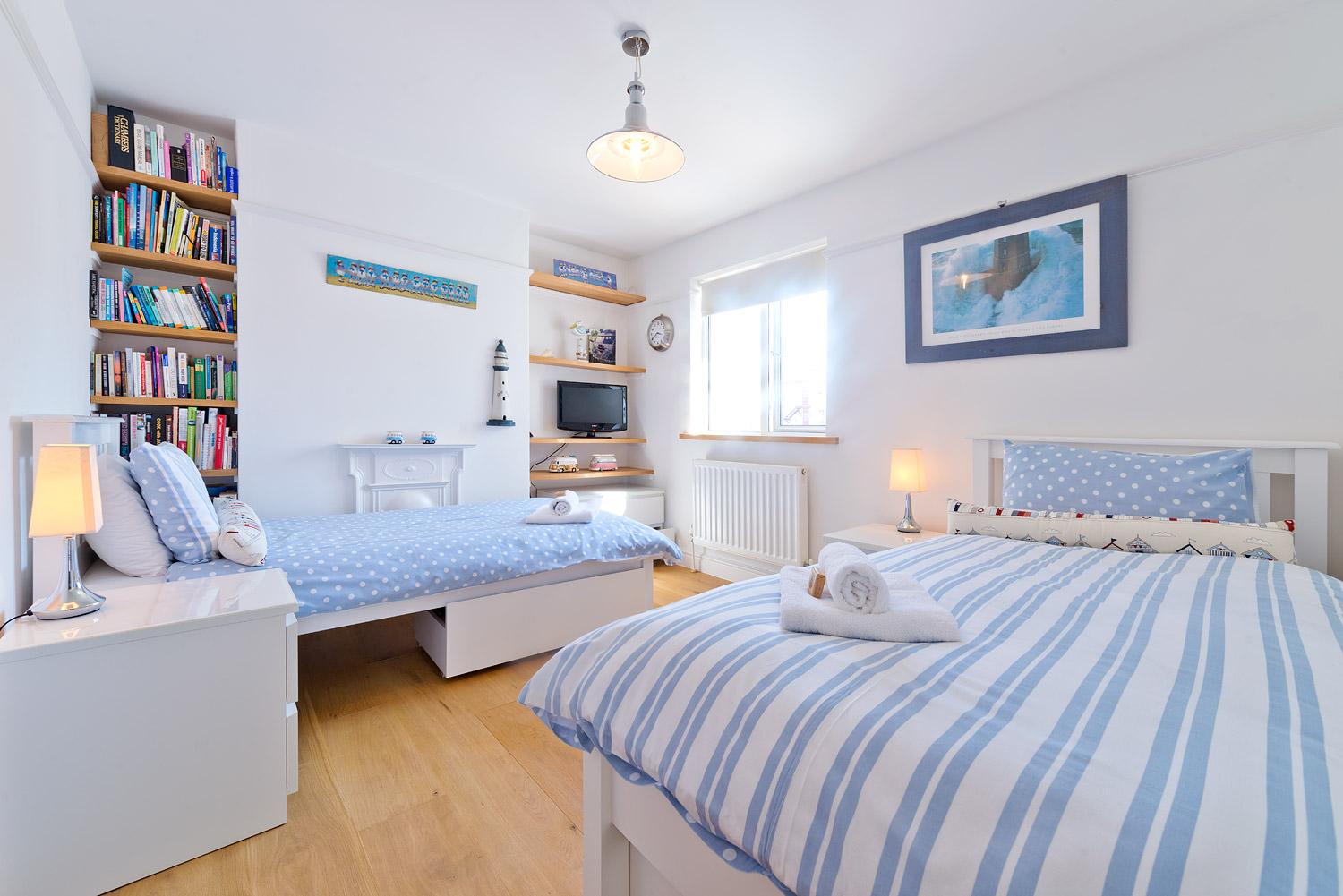 Shorebreak Bed and Breakfast-官方