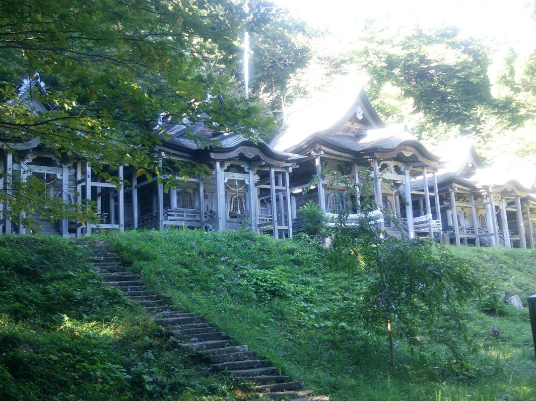 Akagami Shrine Goshado景点图片