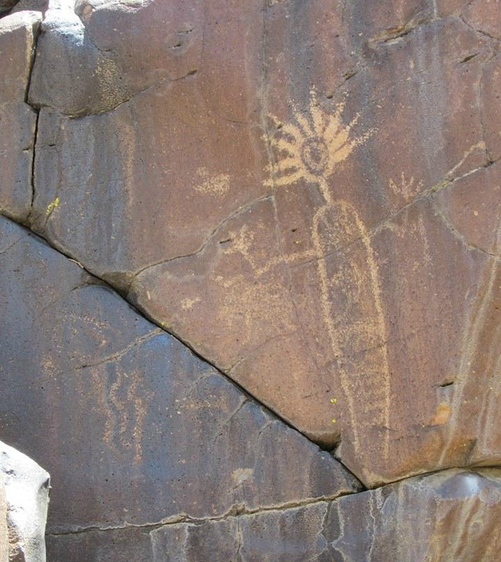 Little Petroglyph Canyon-里奇克莱斯特必去景点