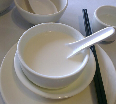 珠江帝景酒店主图