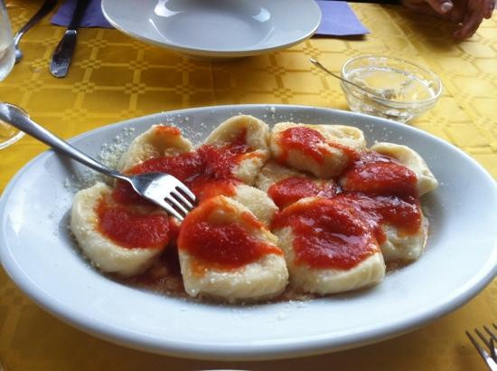 Urzulei餐馆和美食-Ristorante Sant'Anghelu Di Mesina