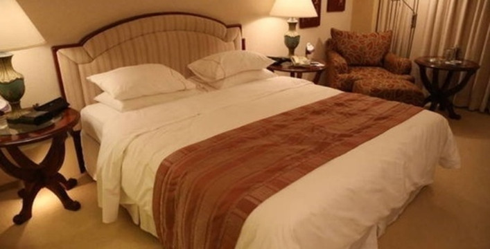 虹桥锦江大酒店主图