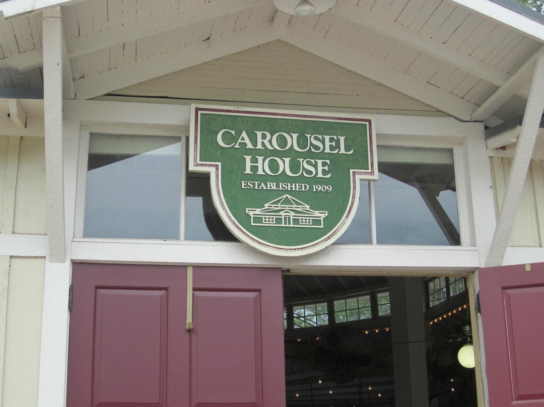 Dentzel Carousel景点图片
