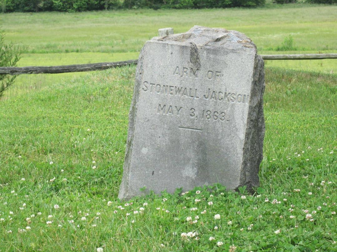 Grave of Stonewall Jackson's Arm景点图片