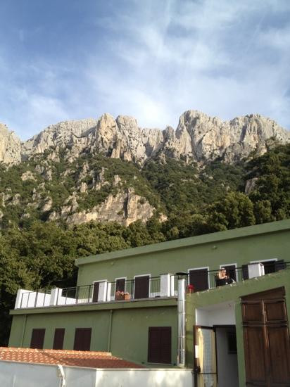 Oliena餐馆和美食-Ristorante Cooperativa Turistica Enis