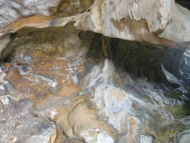 Palaha Cave-阿洛菲必去景点