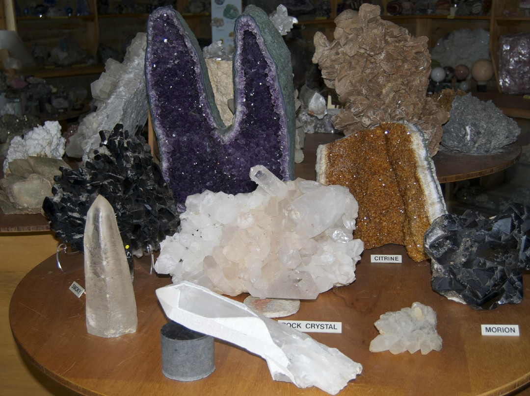 Orcadian Stone Exhibition And Gift Shop-Golspie必去景点