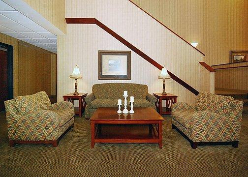 Estherville Hotel & Suites主图