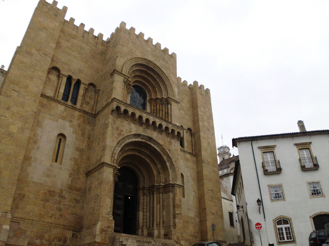 Sé Velha De Coimbra景点图片
