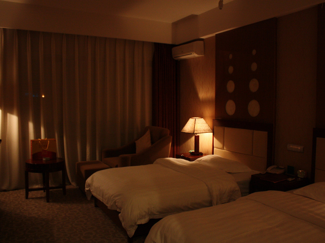 玉都大酒店主图