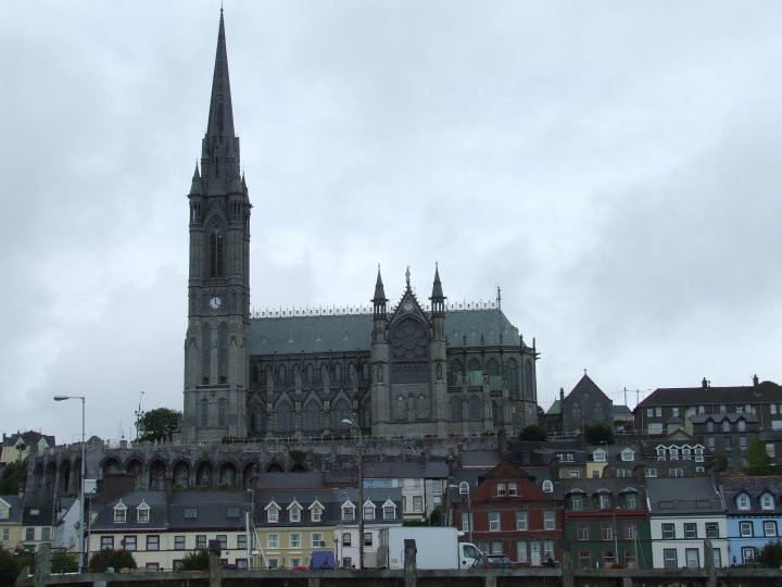 St Colman’s Cathedral-科夫必去景点