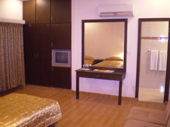 Gujranwala酒店住宿-Mirage Hotel