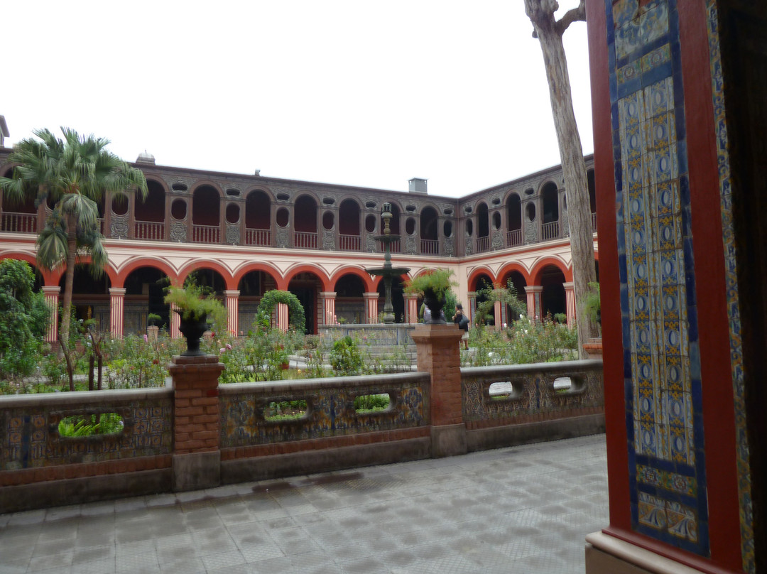 Basilica y Monasterio de Santo Domingo-利马必去景点