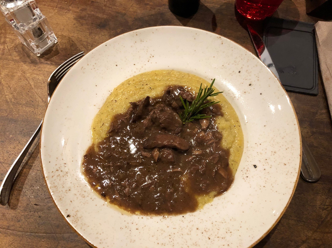 Pre-Saint-Didier餐馆和美食-La Clochette