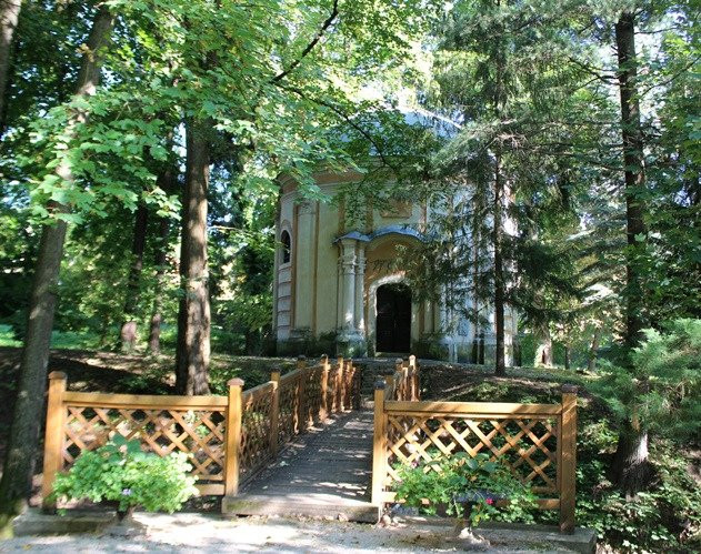 Betliar旅游景点-Rotunda (historicka kniznica)