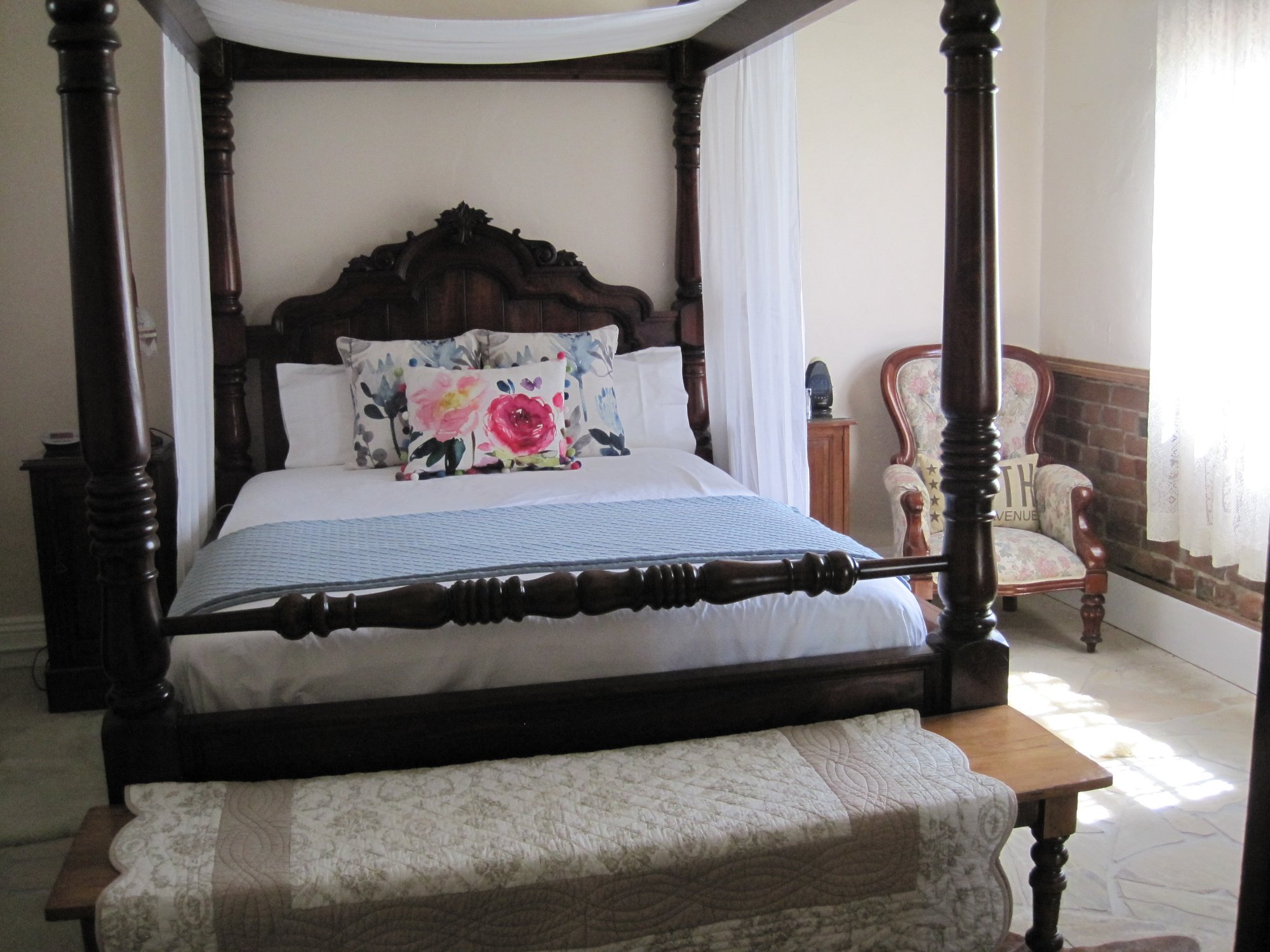 Comerford Hall Bed & Breakfast-官方