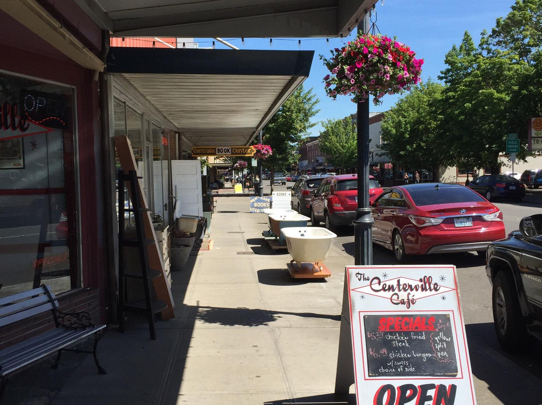 The Centerville Cafe