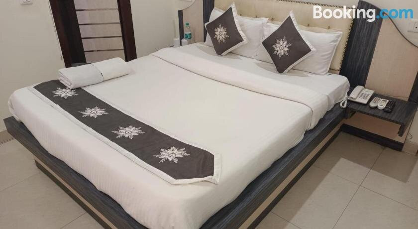 OYO Flagship Armaan Resort