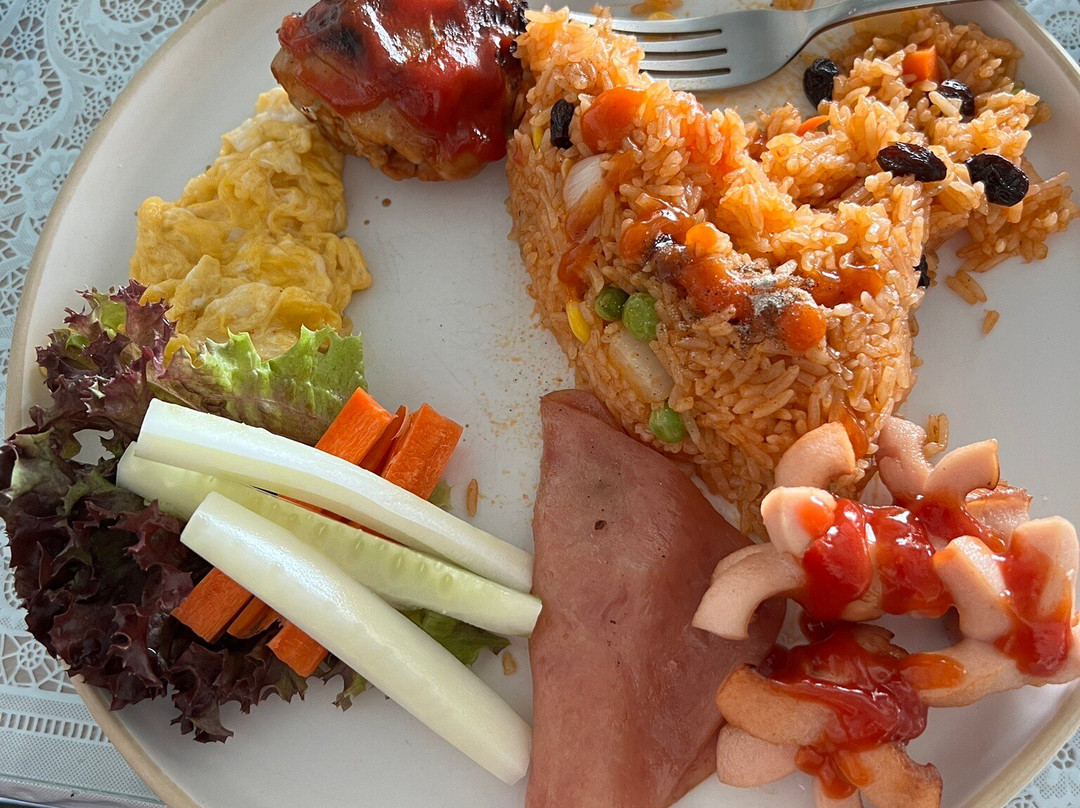 Kalm Bangsaen Hotel主图