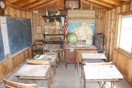 Four Mile Old West Town-卡斯特必去景点