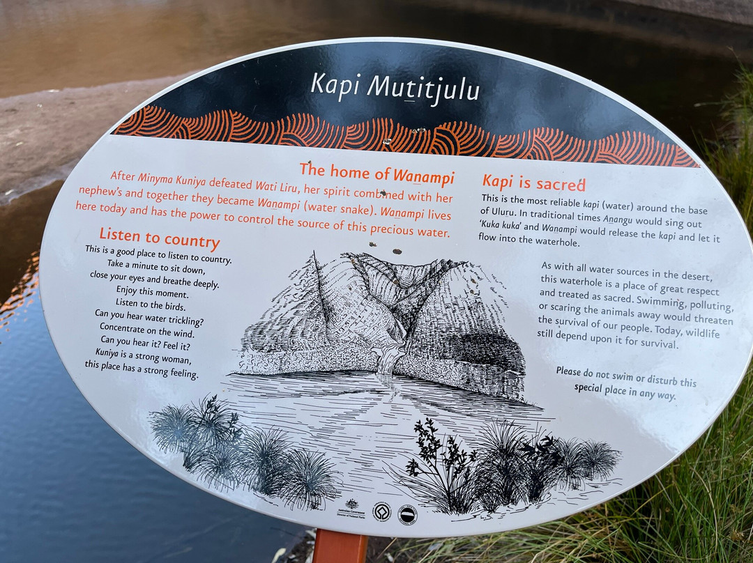 Mutitjulu Waterhole-乌鲁鲁-卡塔丘塔国家公园必去景点