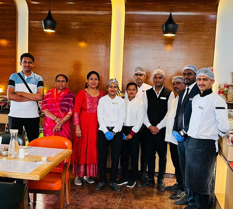 Lords Inn Somnath主图