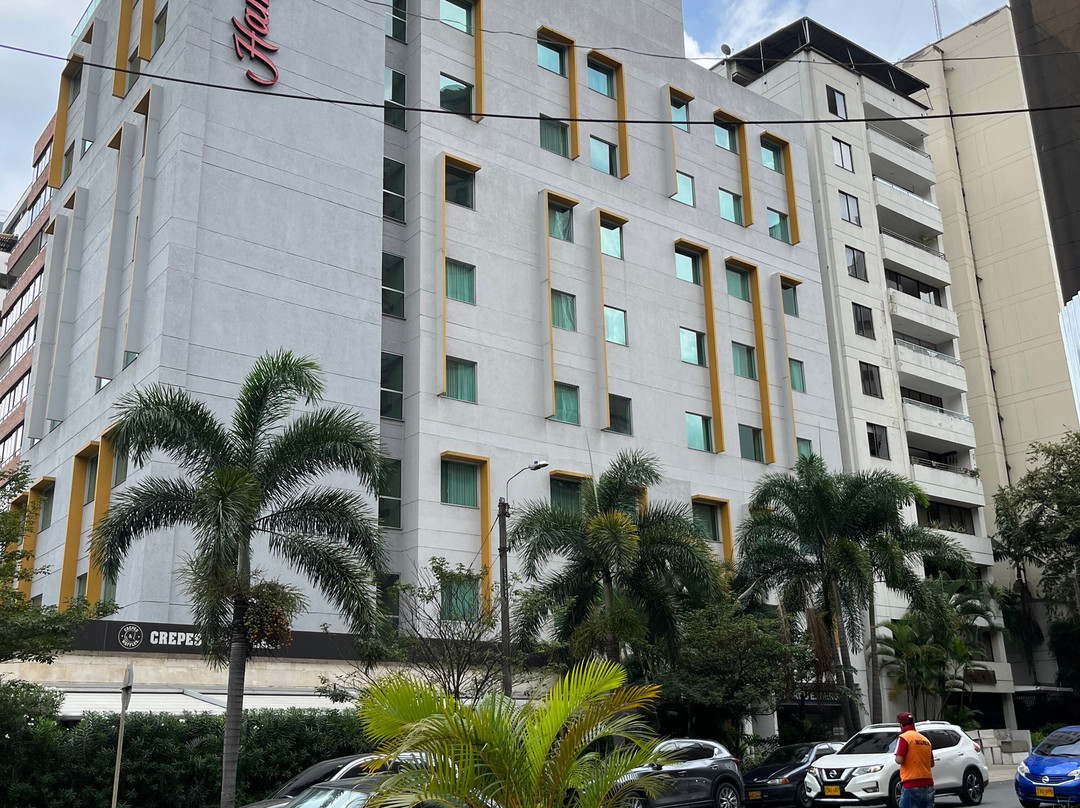 Hampton Inn By Hilton Cali主图