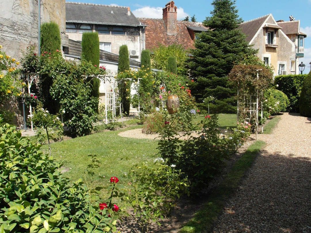 玫瑰园酒店主图