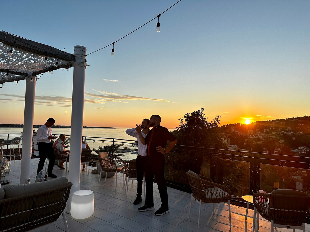 Rooftop Bar Bellevue Portorož (波多若斯)餐厅/美食点评 餐厅地址/餐厅电话/餐厅周边信息/餐厅推荐菜