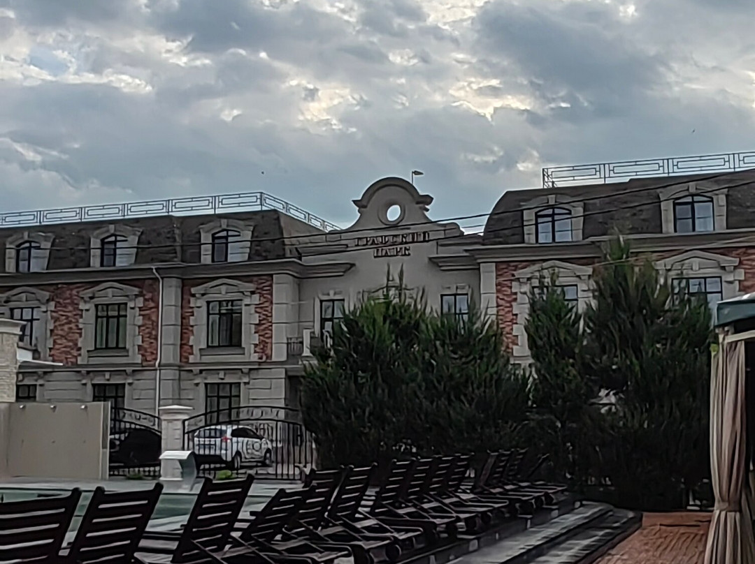 Jardin Park Hotel主图