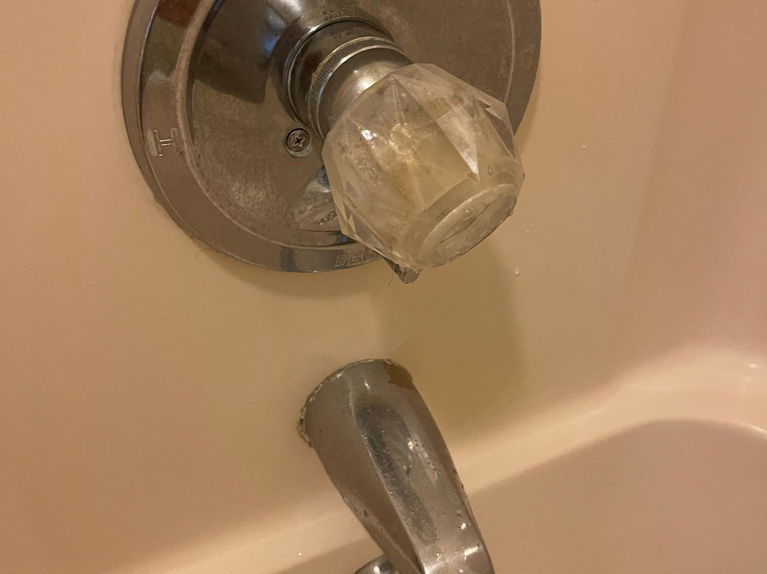 温特黑文罗伊湖海滩酒店主图