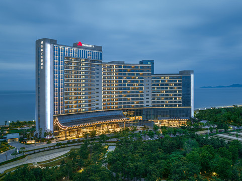 烟台鑫广万豪酒店主图