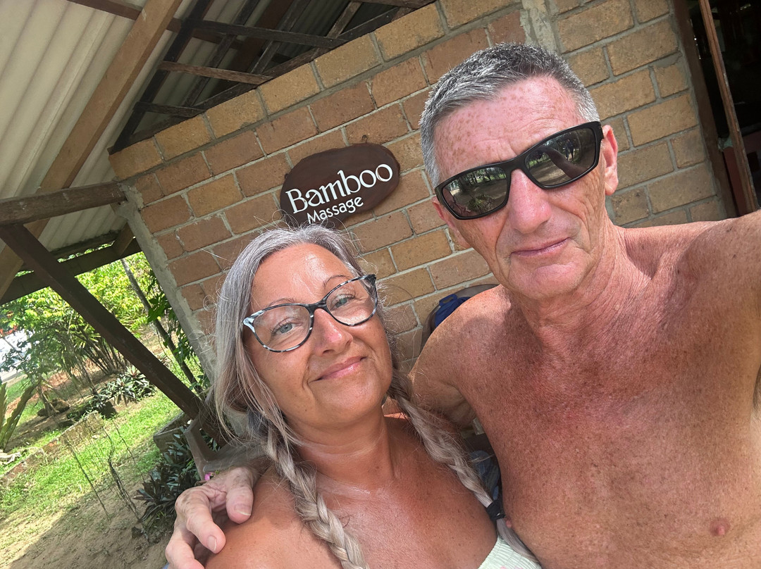 Bamboo Massage-亚洪加拉必去景点