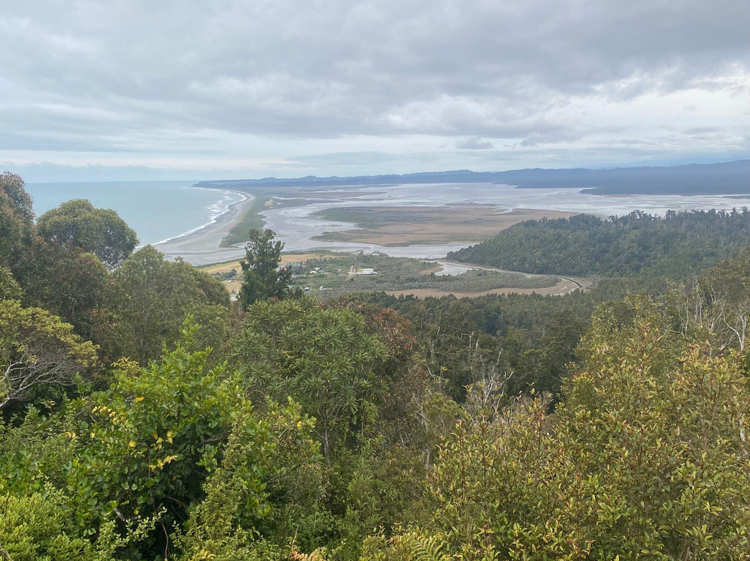 Okarito Trig Walk and Three Mile Lagoon景点图片