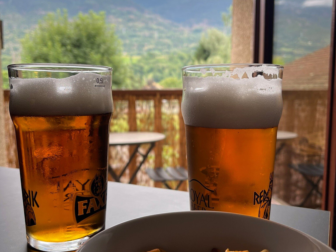 Le Sainte-Helene主图