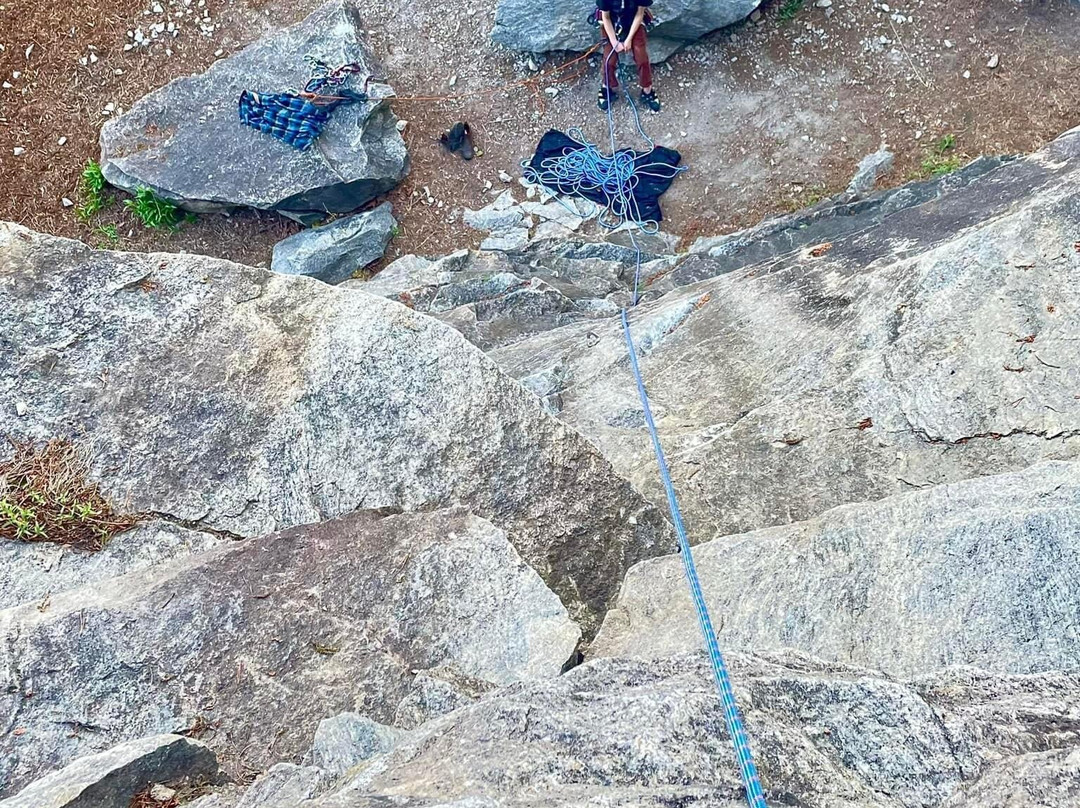 Rocky Face Mountain Recreational Area-Hiddenite必去景点