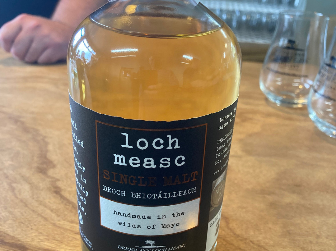 Loch Measc Distillery景点图片