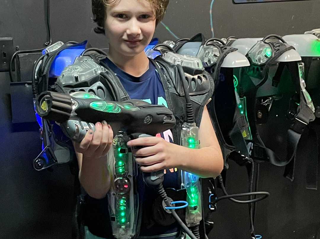 Funopolis Family Fun Center-Commerce必去景点