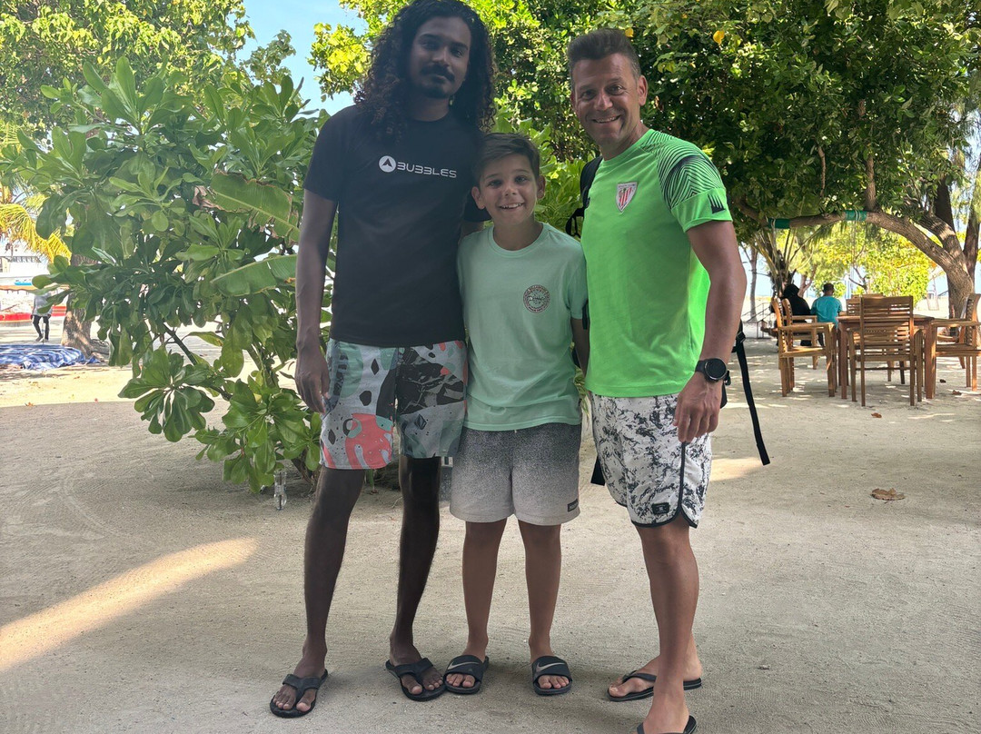 Bubbles Diving Center-Gulhi Island必去景点