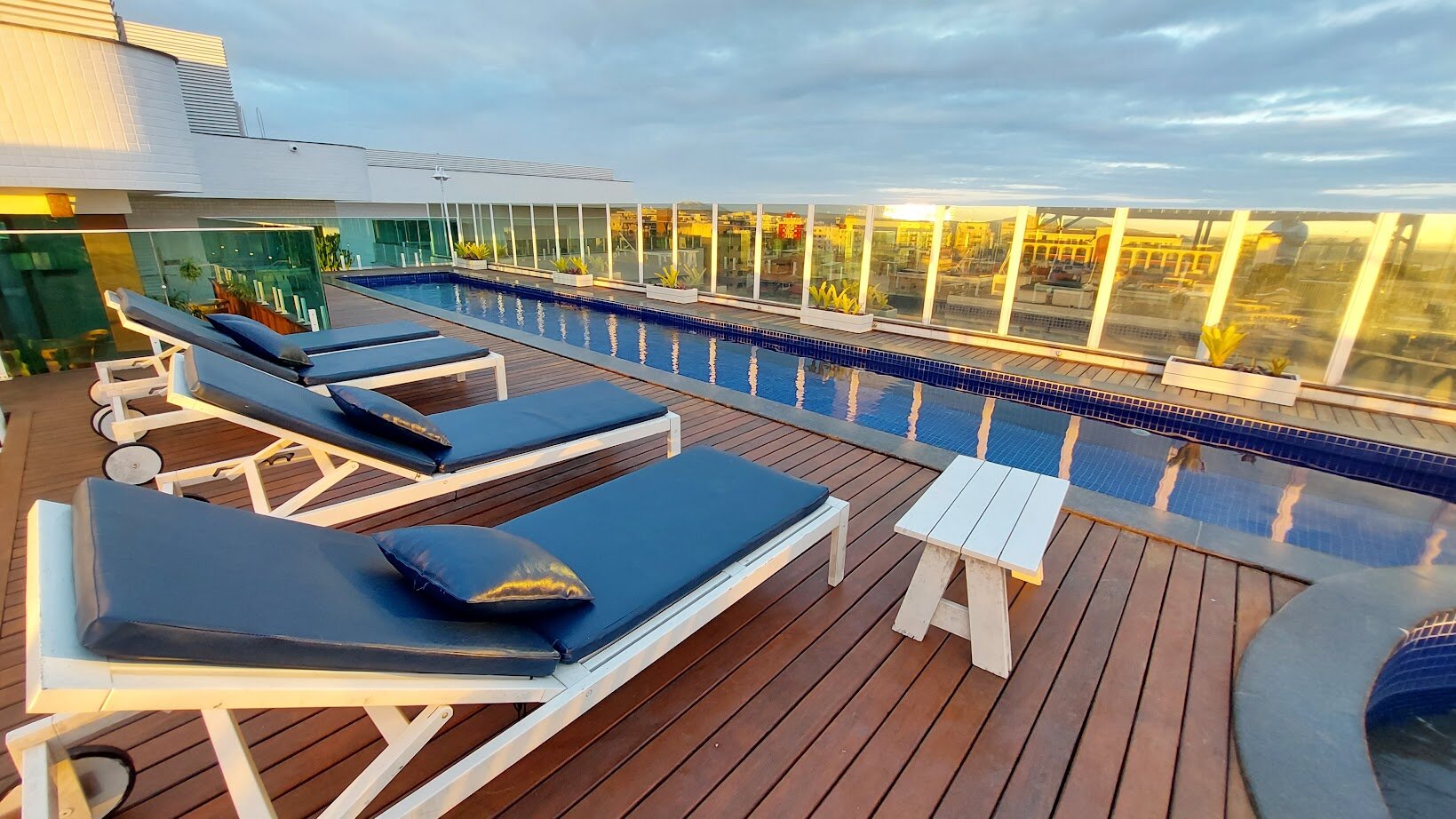 Oásis Cabo Frio Hotel-泳池