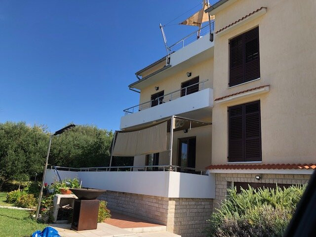 Petiva House