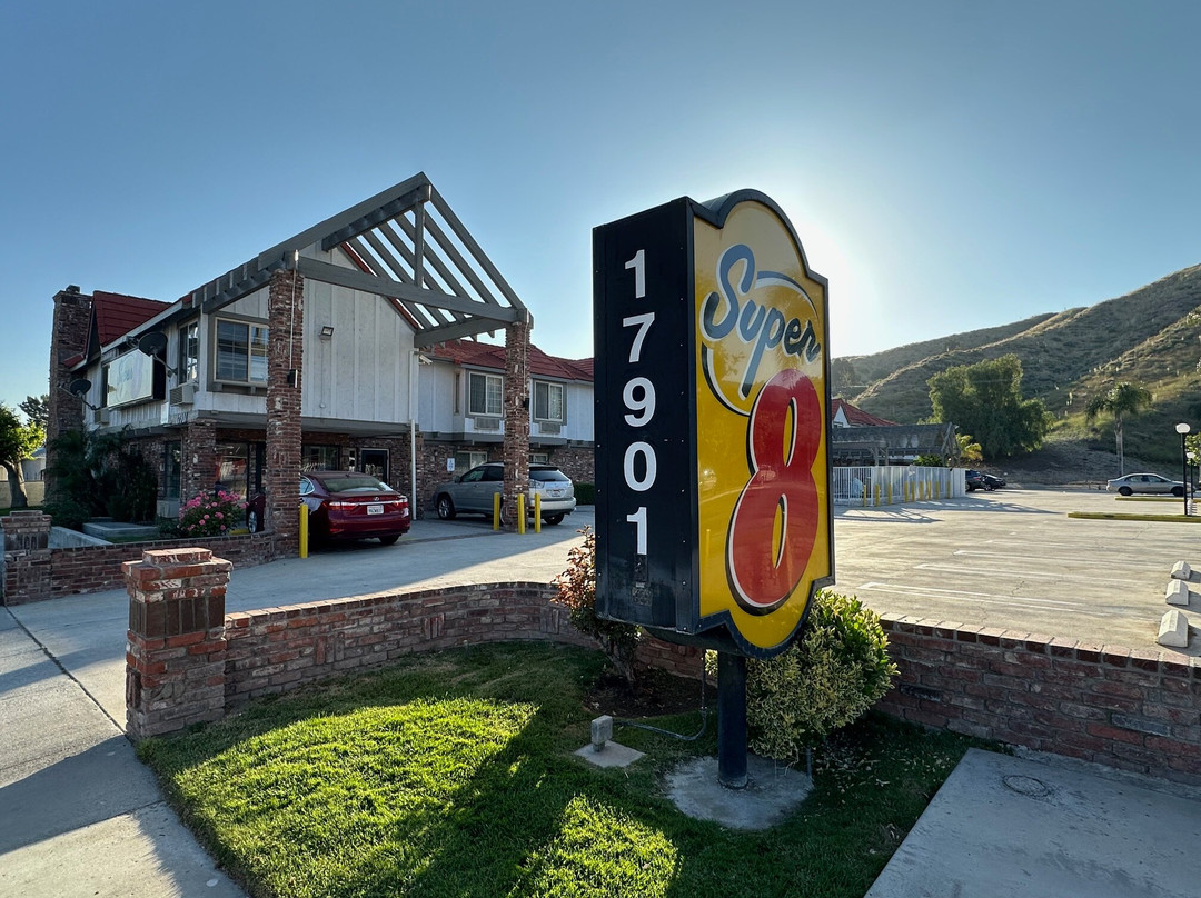 Super 8 by Wyndham Santa Clarita/Valencia主图