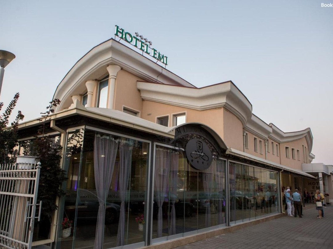 Hotel Emi主图