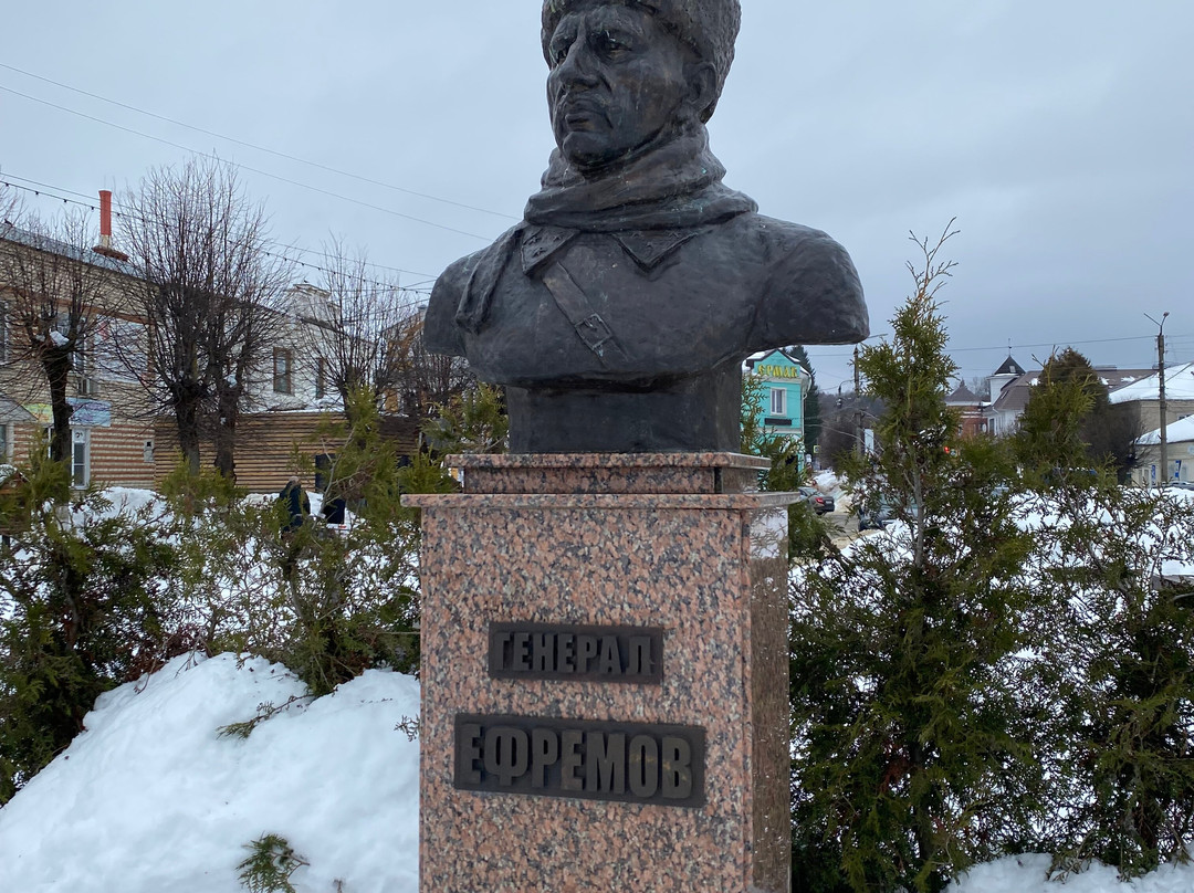 General Yefremov Monument-Tarusa必去景点