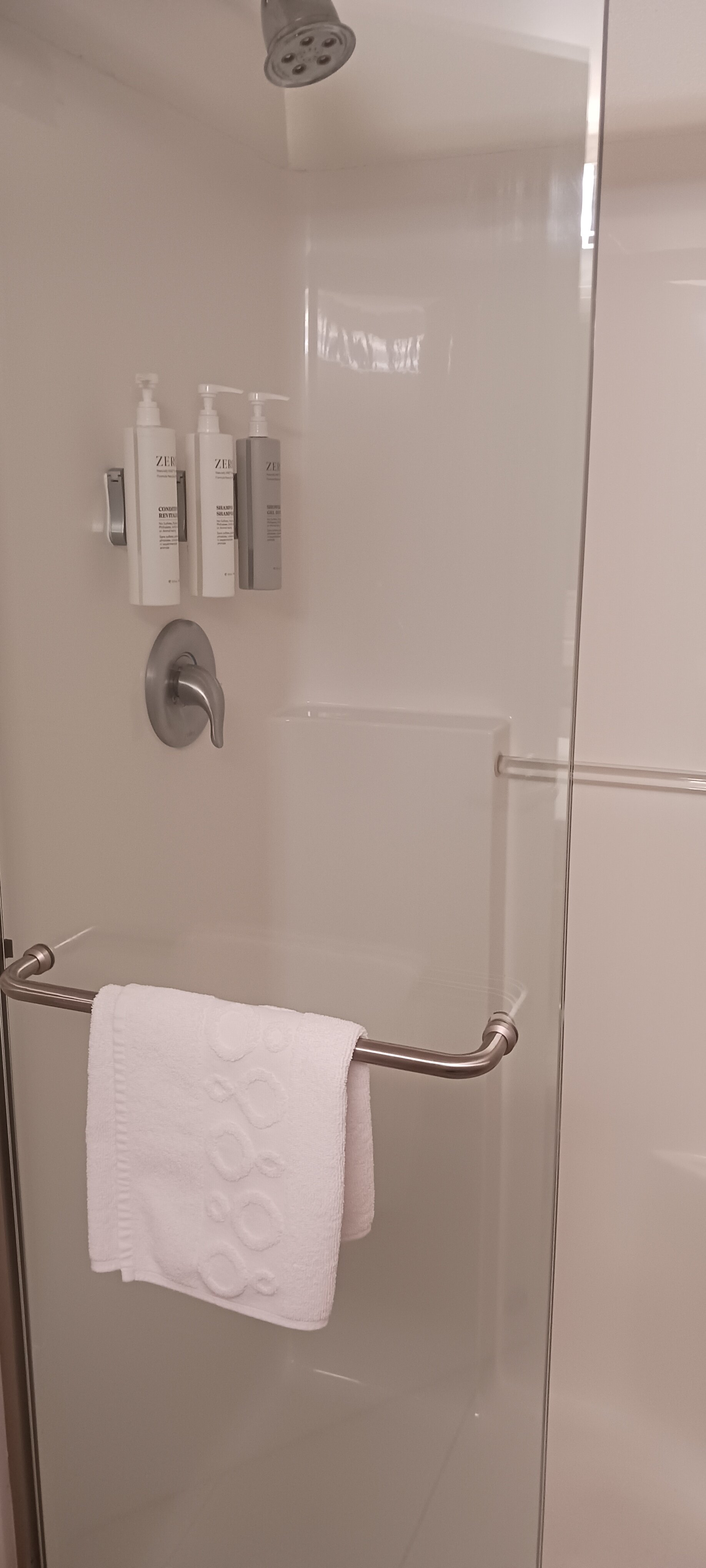 Home2 Suites By Hilton Pittsburgh Cranberry-浴室